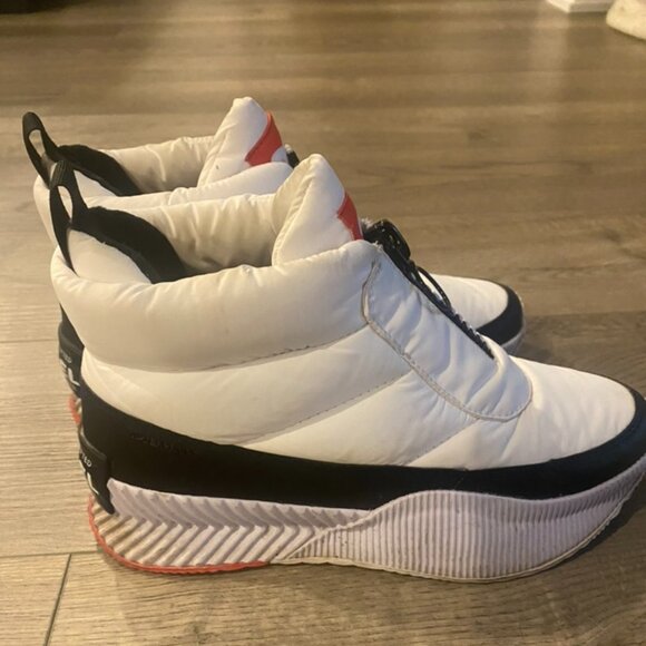 Sorel Out ‘N’ About III Puffer Boots - Picture 5 of 5